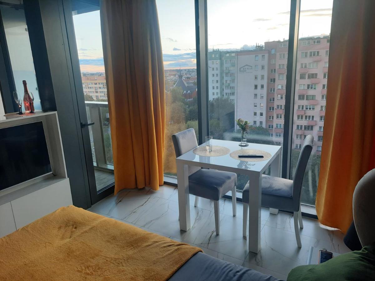 Hanza Tower Sunny Apartment Щецин Екстер'єр фото