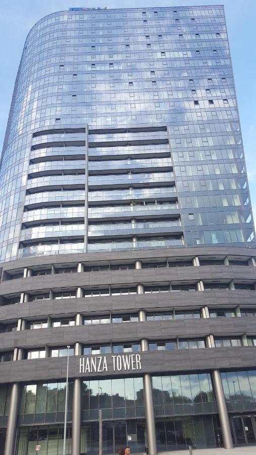 Hanza Tower Sunny Apartment Щецин Екстер'єр фото